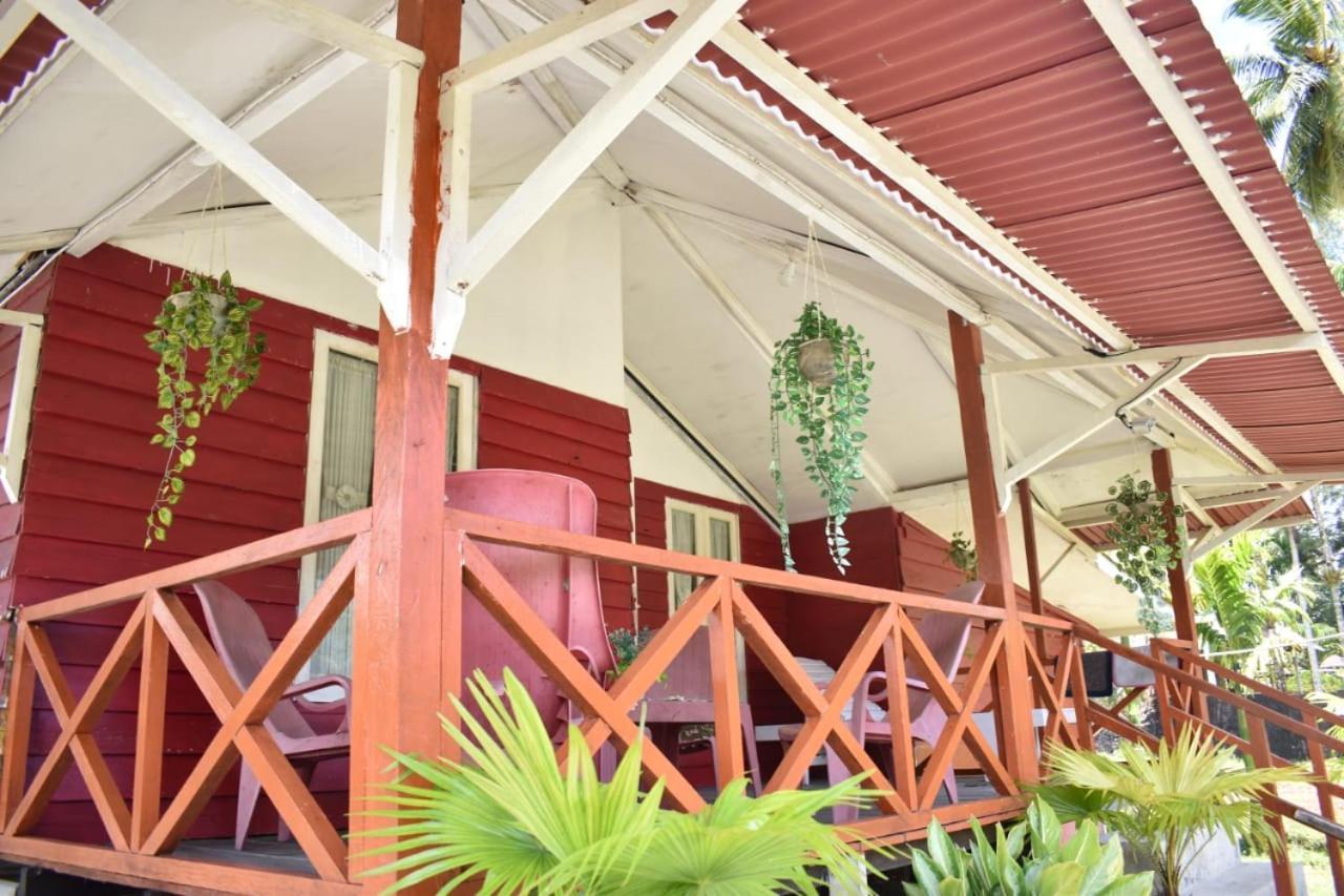 Pondok Oma Lasikin المظهر الخارجي الصورة