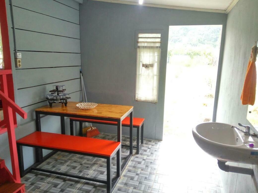 Pondok Oma Lasikin المظهر الخارجي الصورة